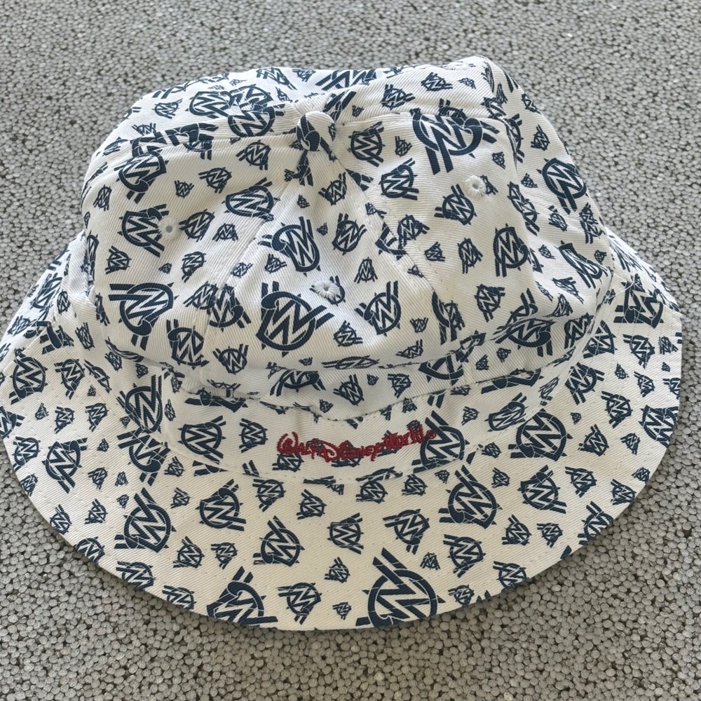 Disney Parks Bucket Hat Adult OS White Blue Monogram NWT Streetwear Disneycore - Picture 5 of 8